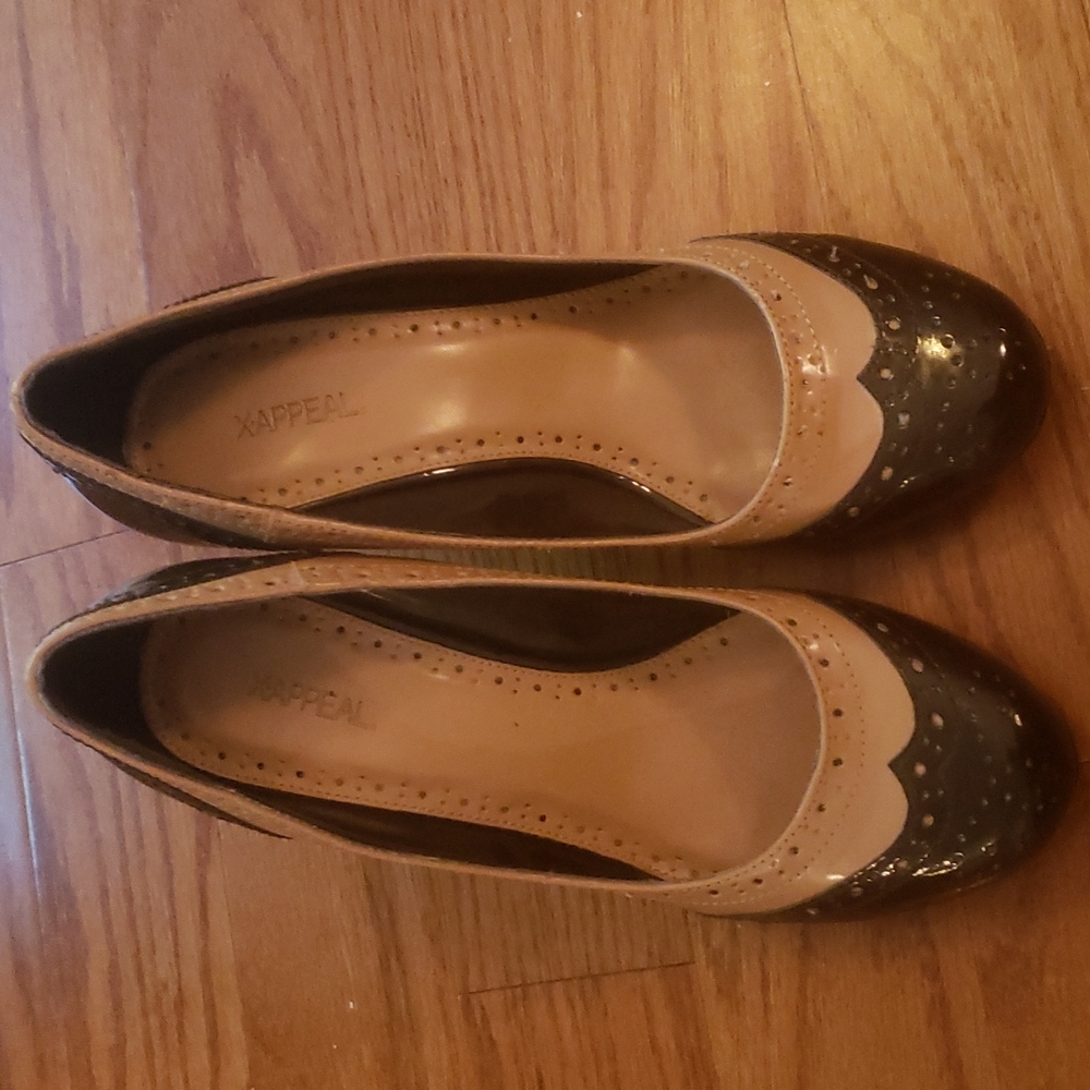 Women's shoes
